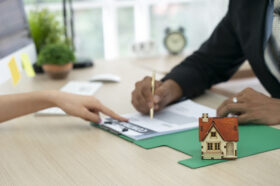 Jelentősen csökkent a hitelből lakást vásárlók aránya – ekkor kaphat új lendületet az ingatlanpiac