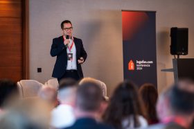 Merre tart az ingatlanpiac szekere 2026-ban? Balogh László a Comferencia 2025 előadói között